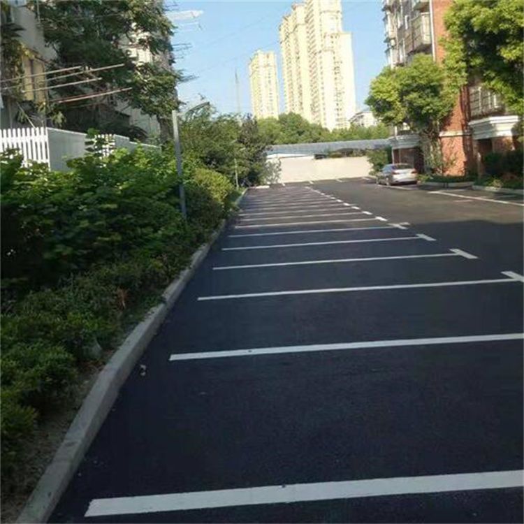 青湖路街道厂区划线